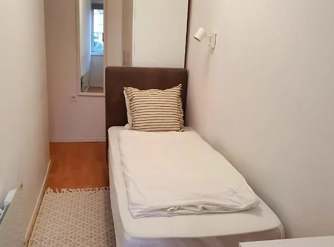 2 Bedroom Near Center * Rijeka