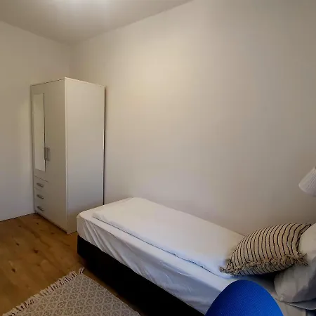 2 Bedroom Near Center * Ριέκα