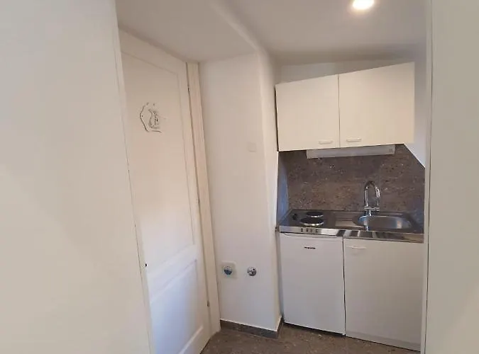 2 Bedroom Near Center * Ριέκα